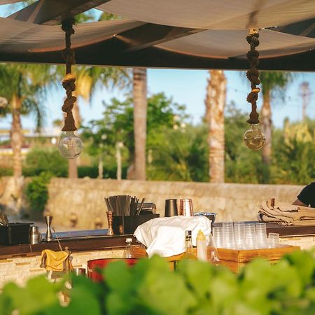 סירקוזה Mythos Holidays & Events מראה חיצוני תמונה