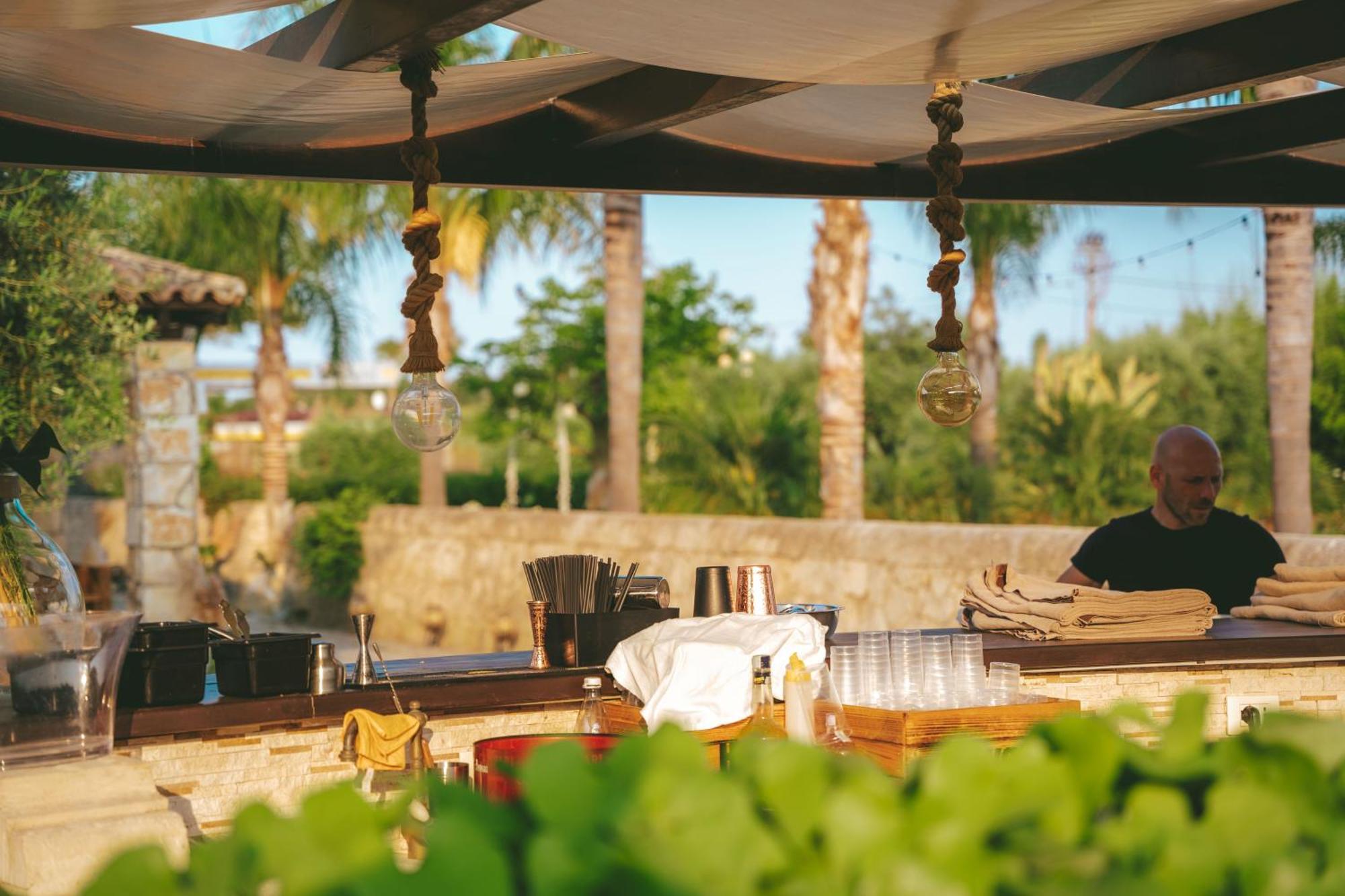 סירקוזה Mythos Holidays & Events מראה חיצוני תמונה